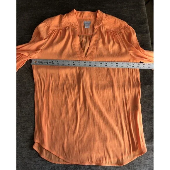 Chico’s Size 1 Orange Tunic V Neck Top Flowy Easy Care Career Or Casual 8/10 - Picture 2 of 11